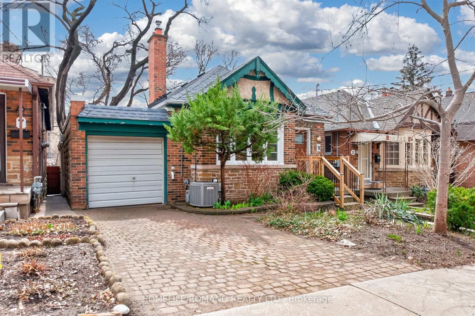 9 LITTLE AVENUE Image 1