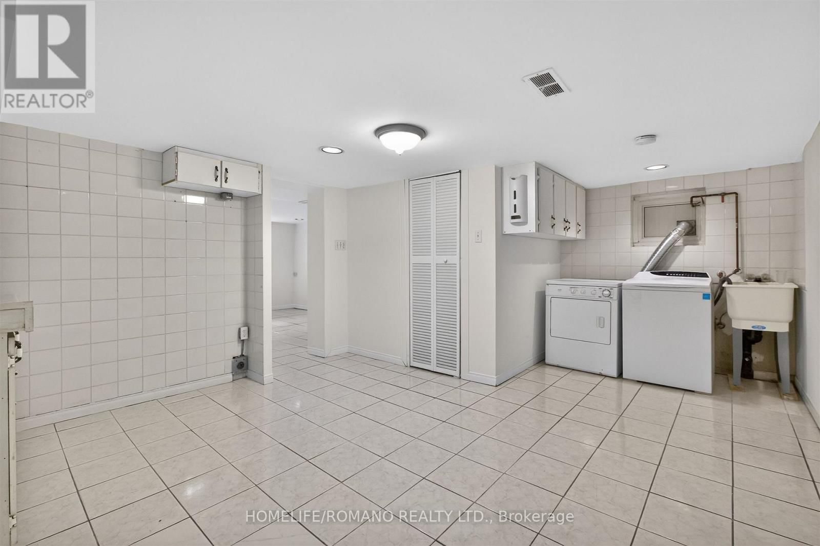 9 LITTLE AVENUE Image 35