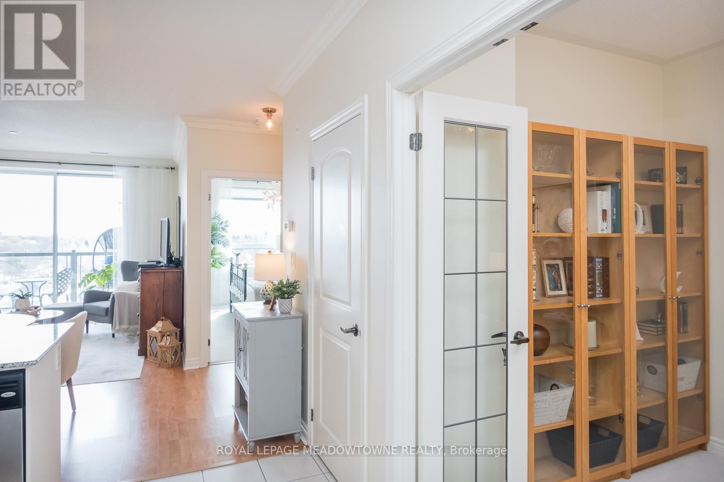 609 - 383 MAIN STREET EAST Image 5