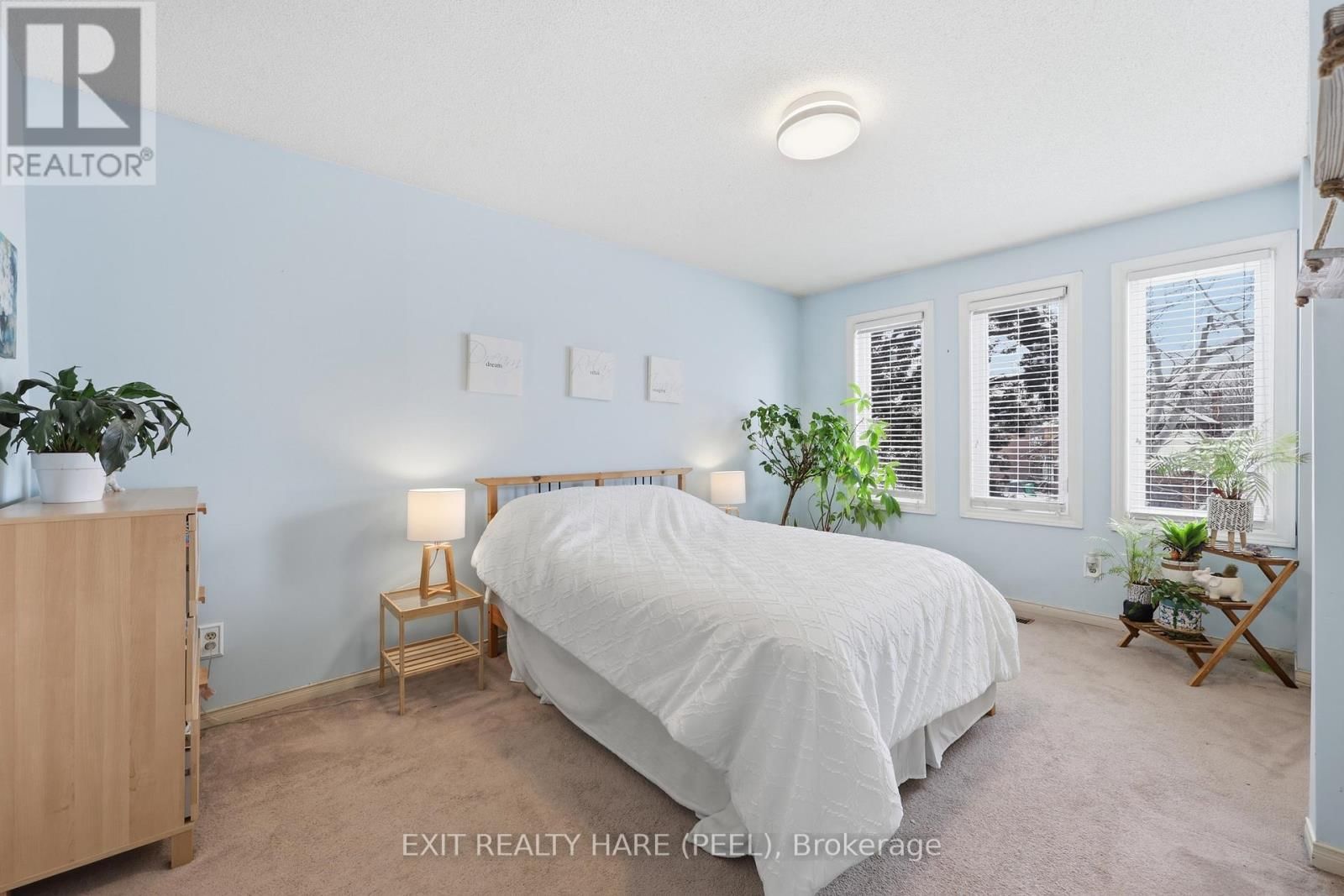 77 LORD SIMCOE DRIVE Image 15