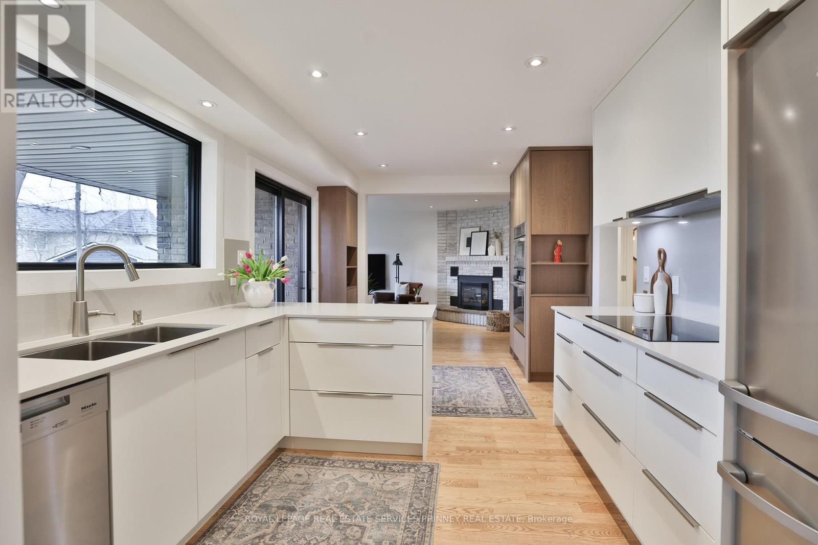 3 SHAVER AVENUE SOUTH Image 12