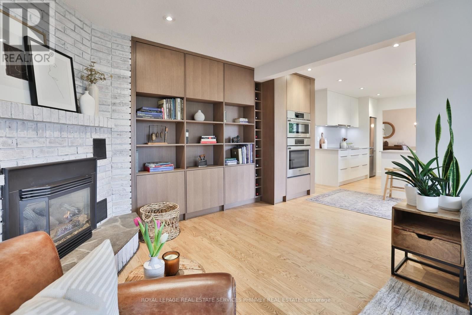 3 SHAVER AVENUE SOUTH Image 19