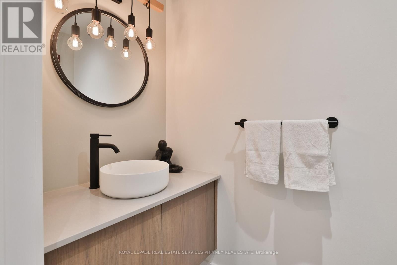 3 SHAVER AVENUE SOUTH Image 22