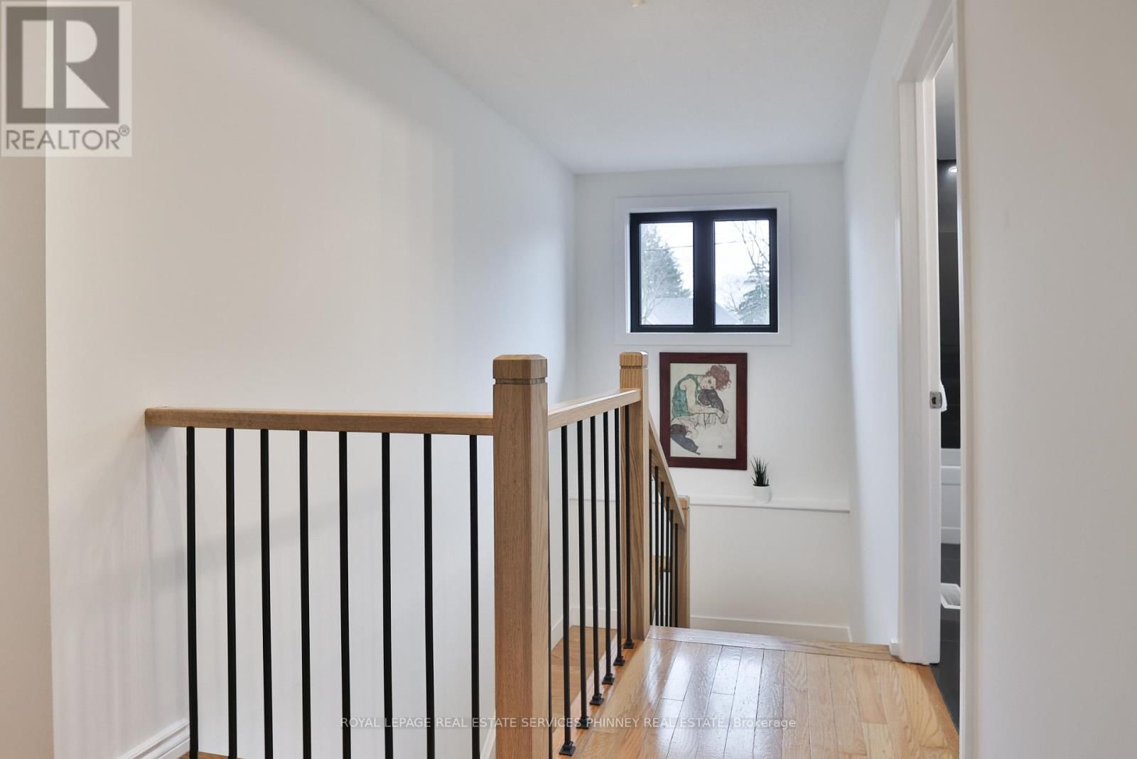 3 SHAVER AVENUE SOUTH Image 29