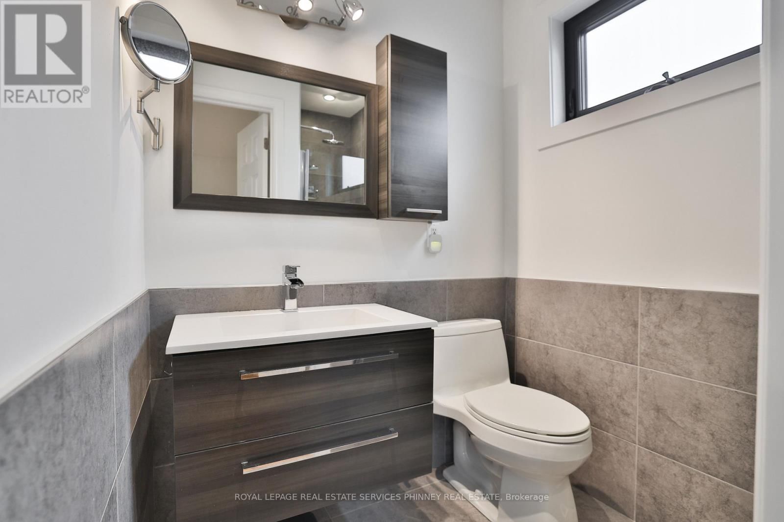 3 SHAVER AVENUE SOUTH Image 30