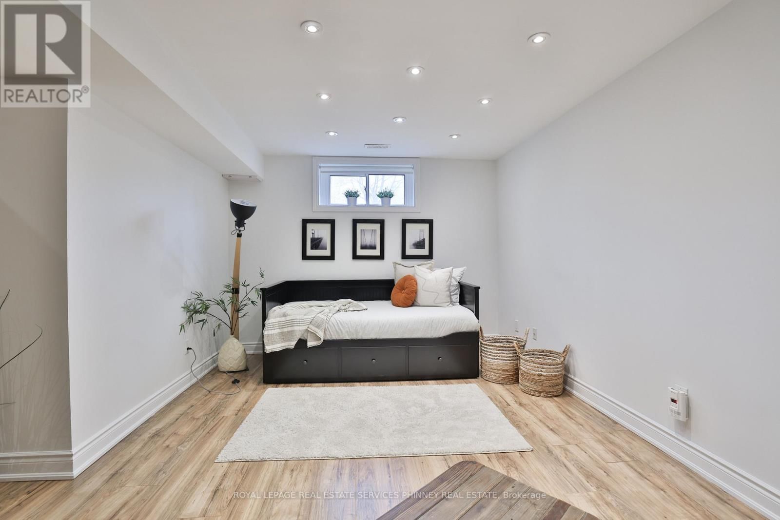 3 SHAVER AVENUE SOUTH Image 41