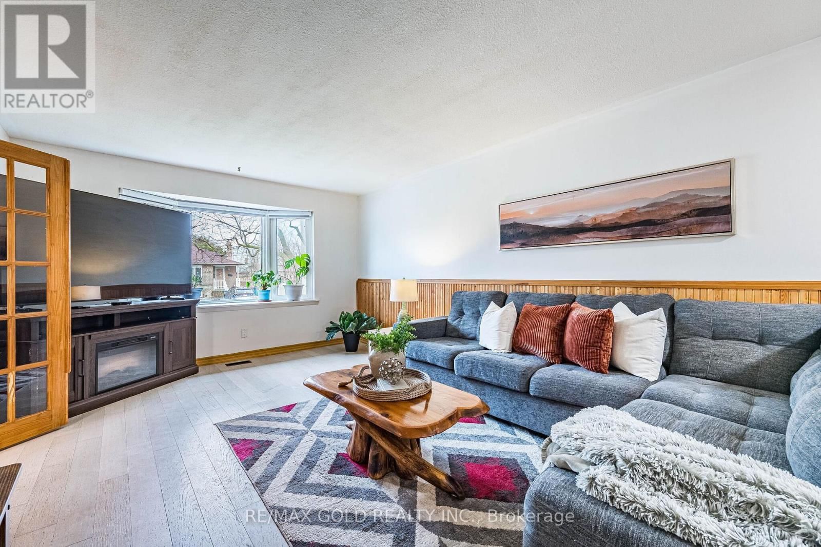 52 GARFIELD CRESCENT Image 3