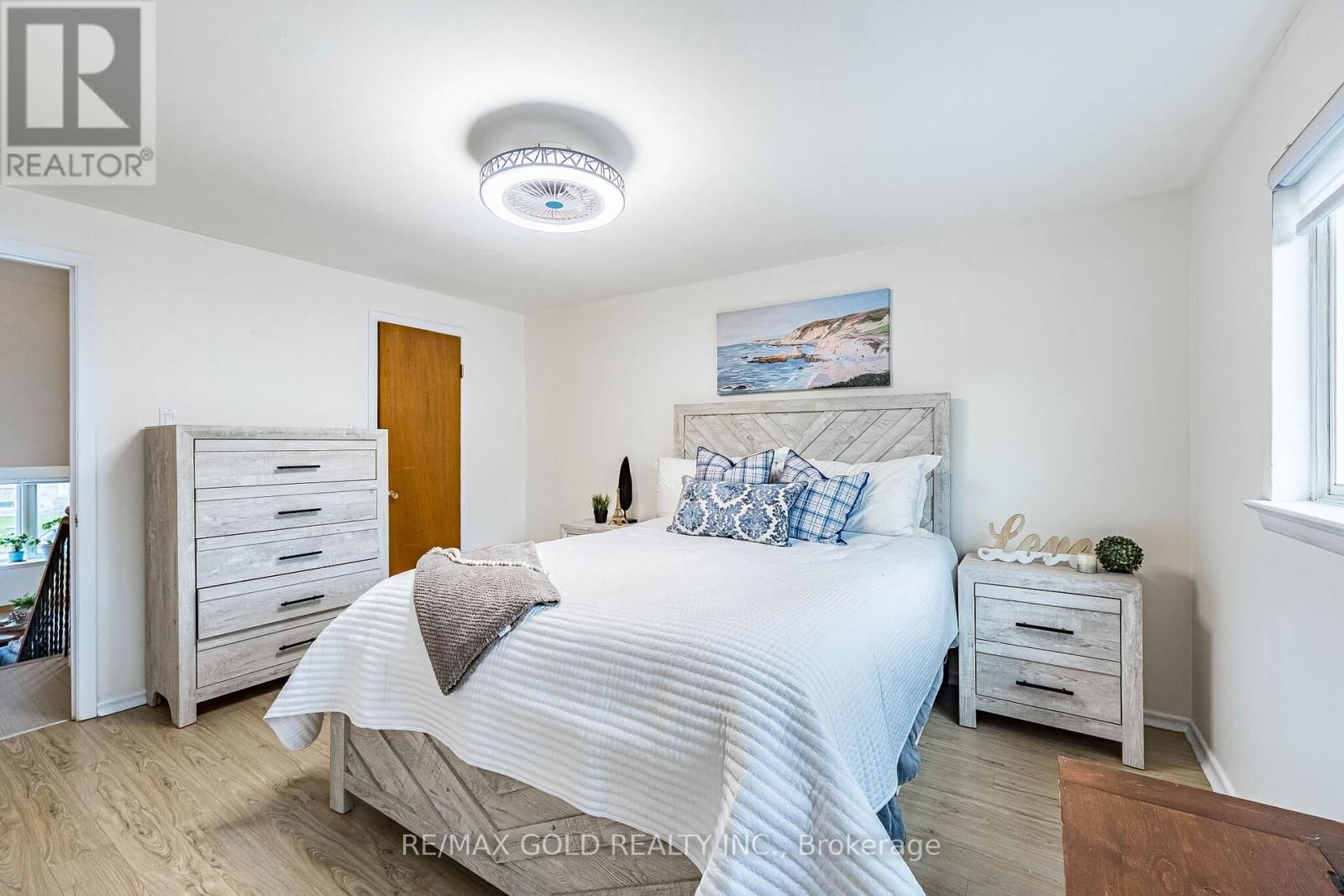 52 GARFIELD CRESCENT Image 5