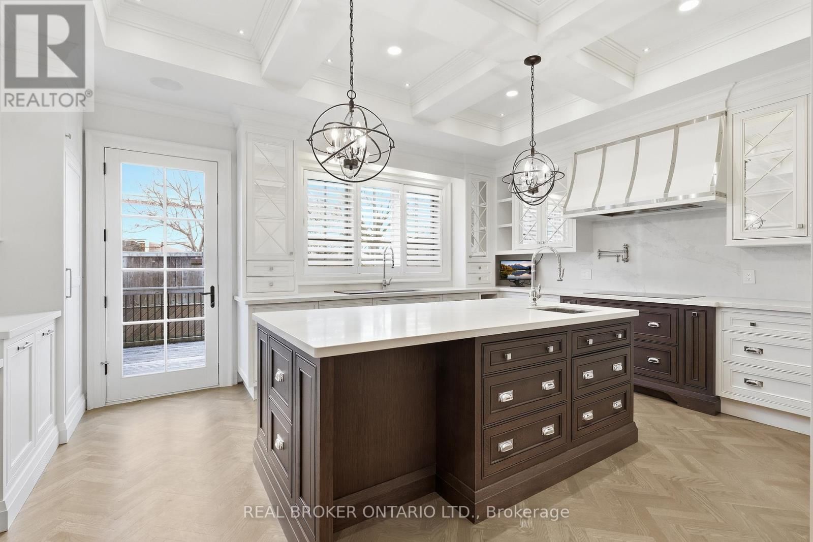 5290 ROADSIDE WAY Image 9