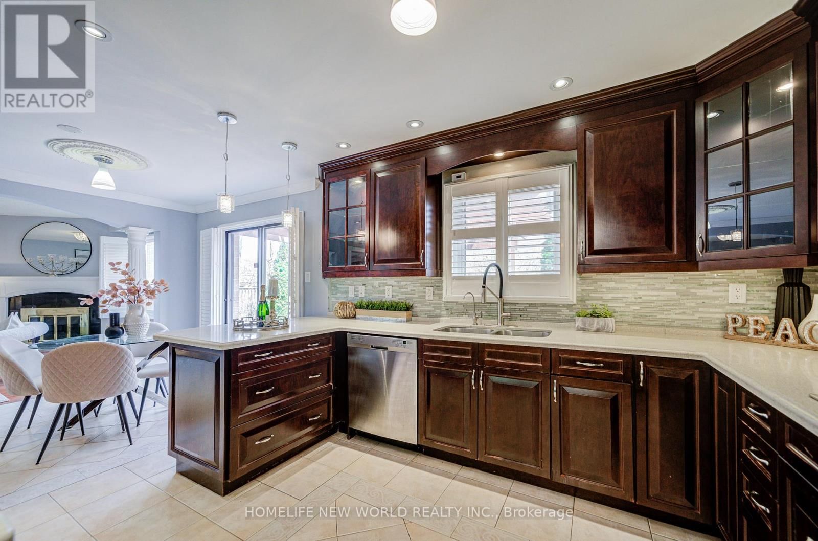 5073 GUILDWOOD WAY Image 12