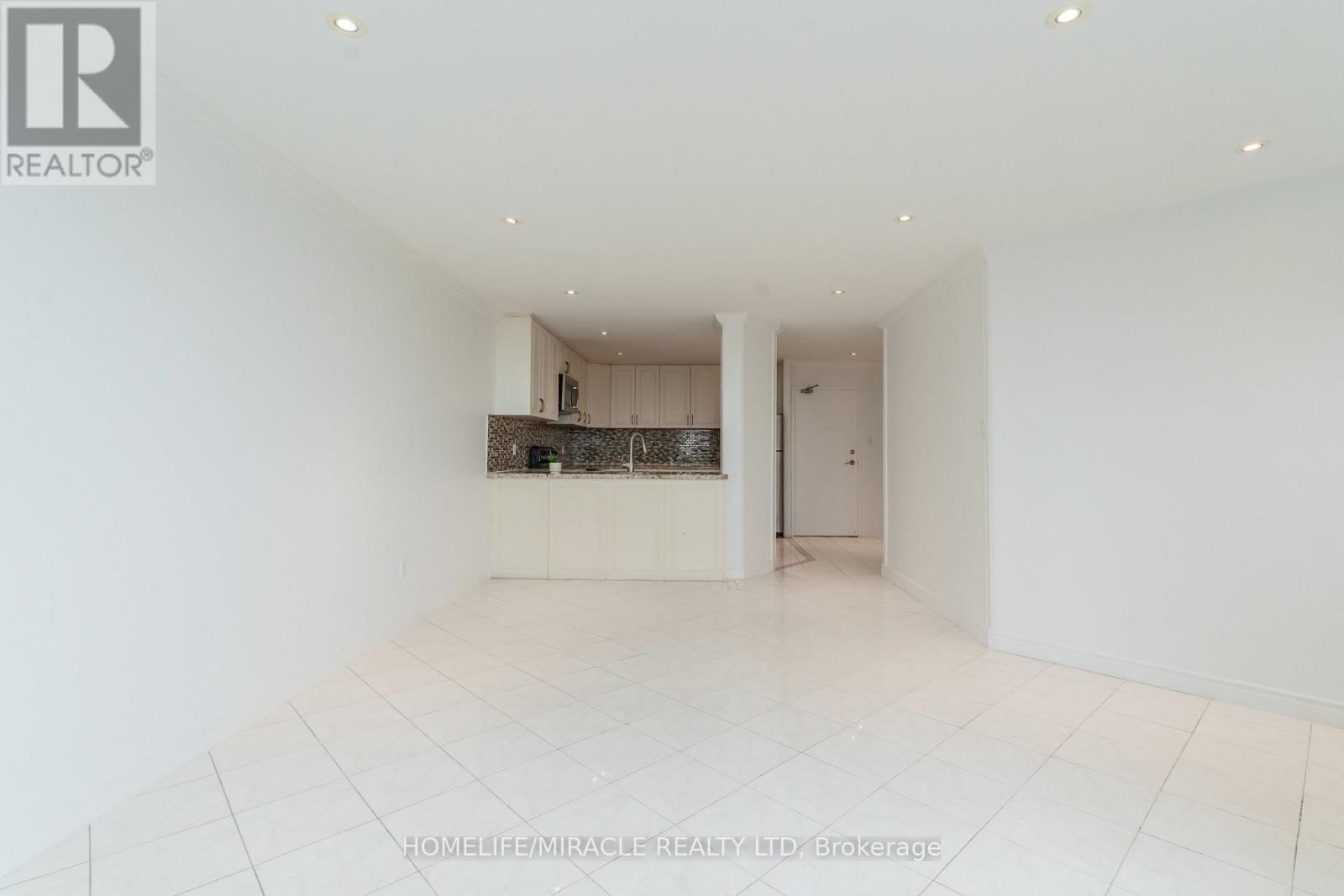 2203 - 234 ALBION ROAD Image 11