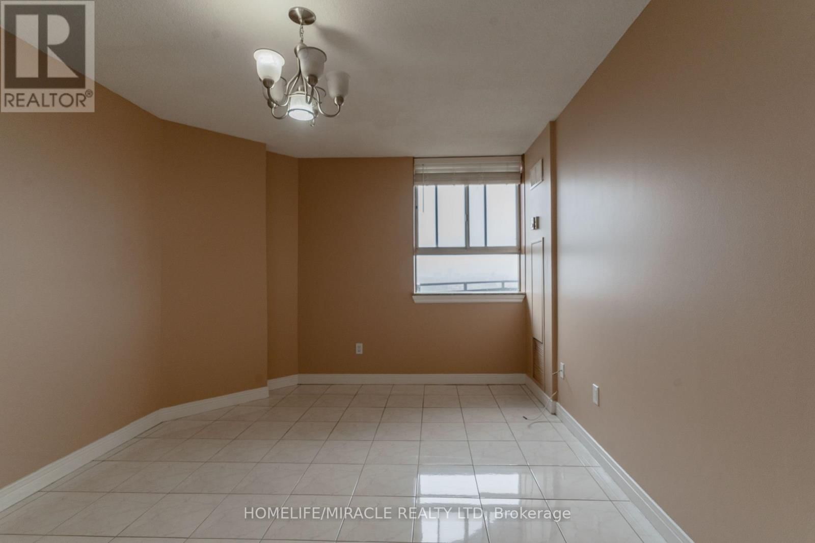 2203 - 234 ALBION ROAD Image 19