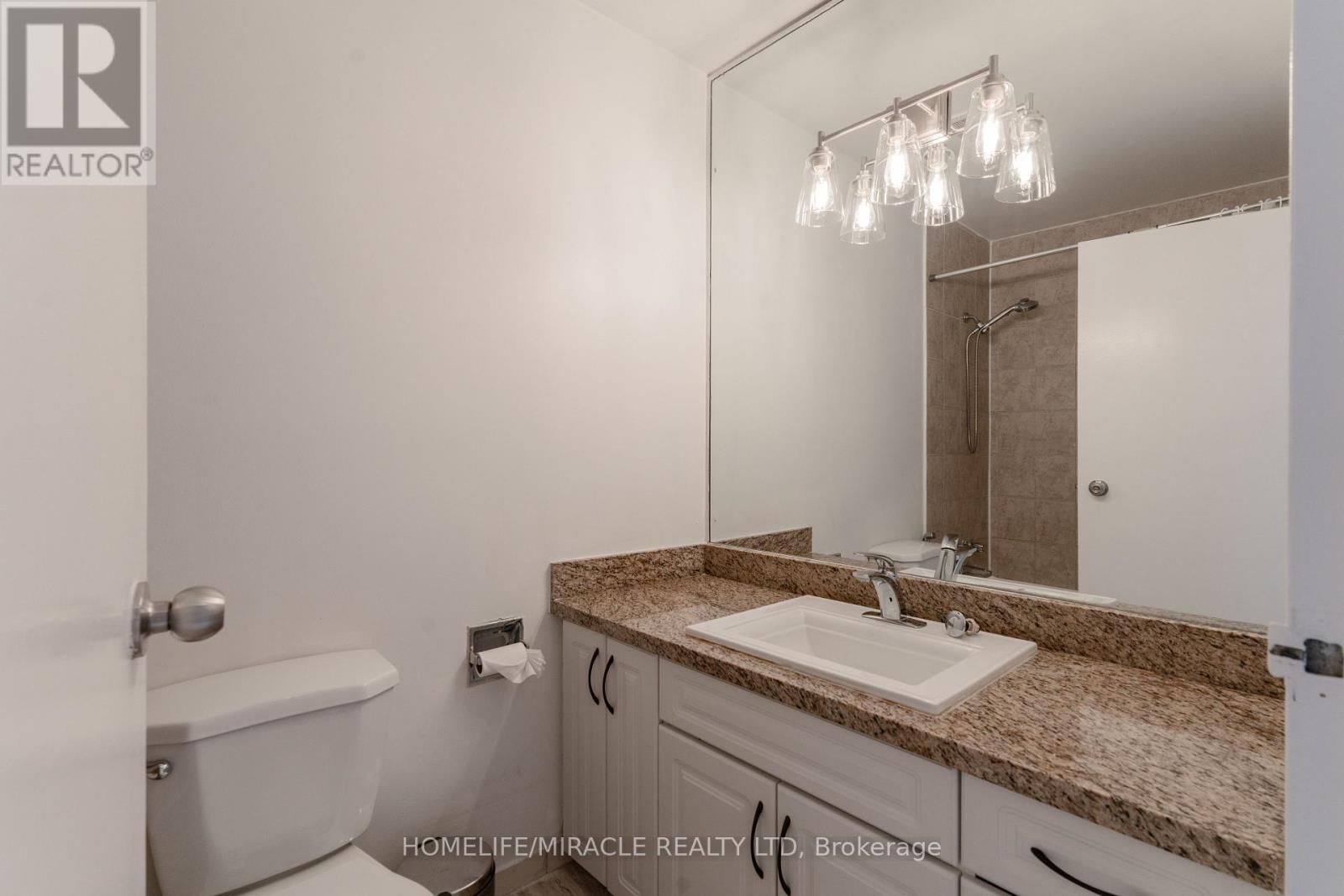 2203 - 234 ALBION ROAD Image 27