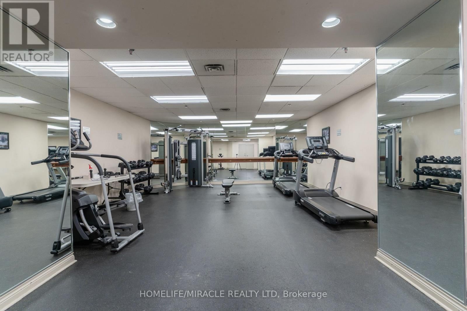 2203 - 234 ALBION ROAD Image 42