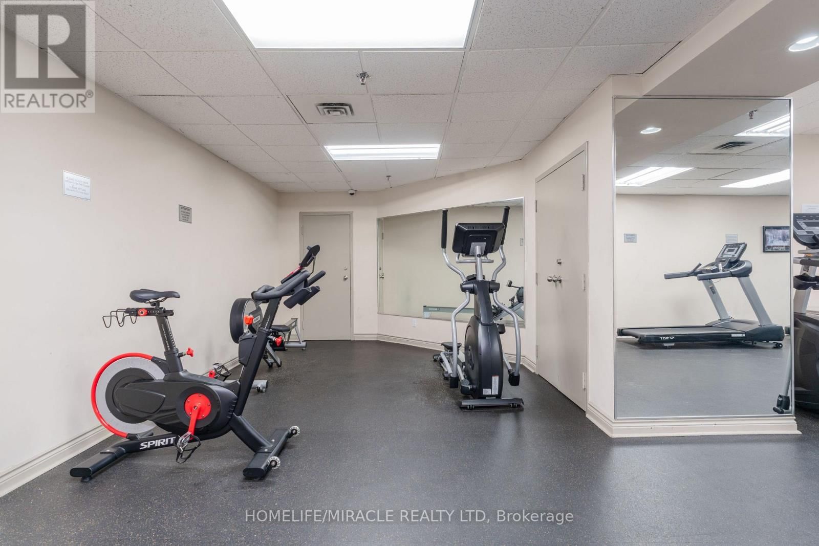 2203 - 234 ALBION ROAD Image 43