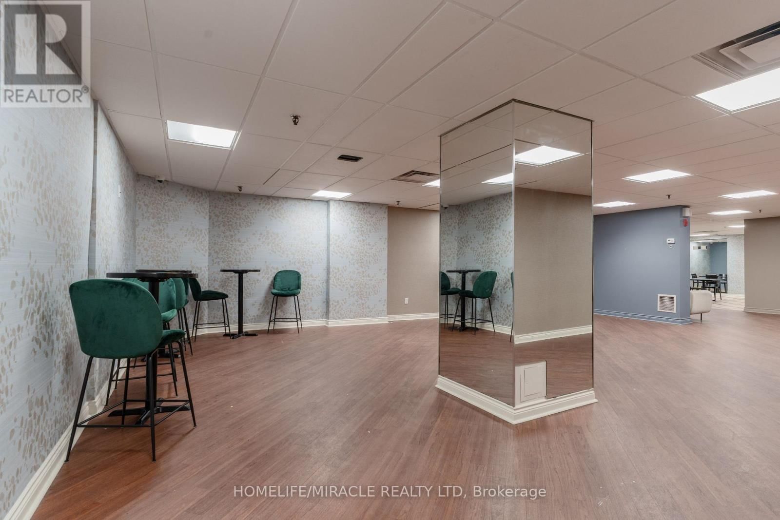 2203 - 234 ALBION ROAD Image 46