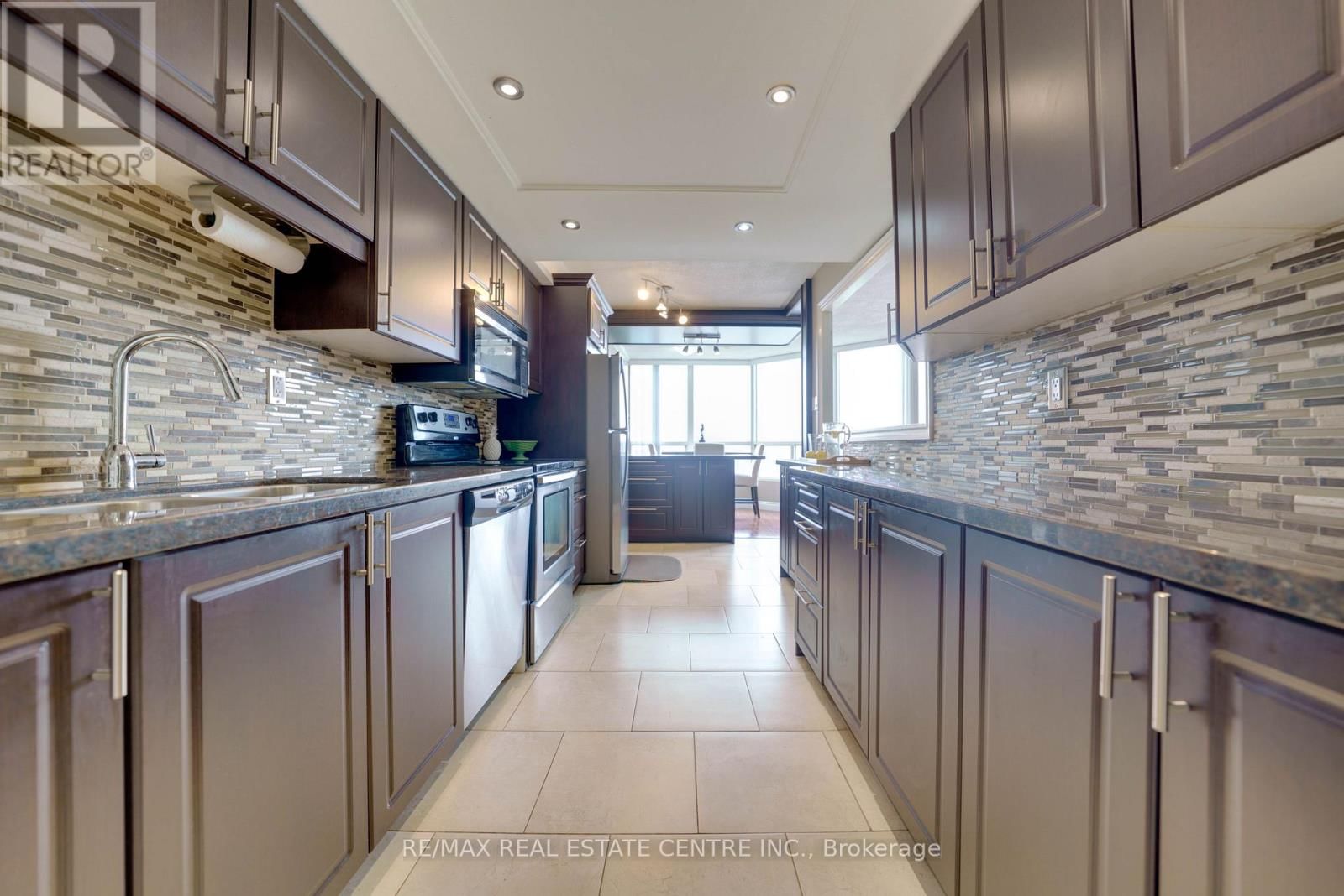 2104 - 4470 TUCANA COURT Image 13