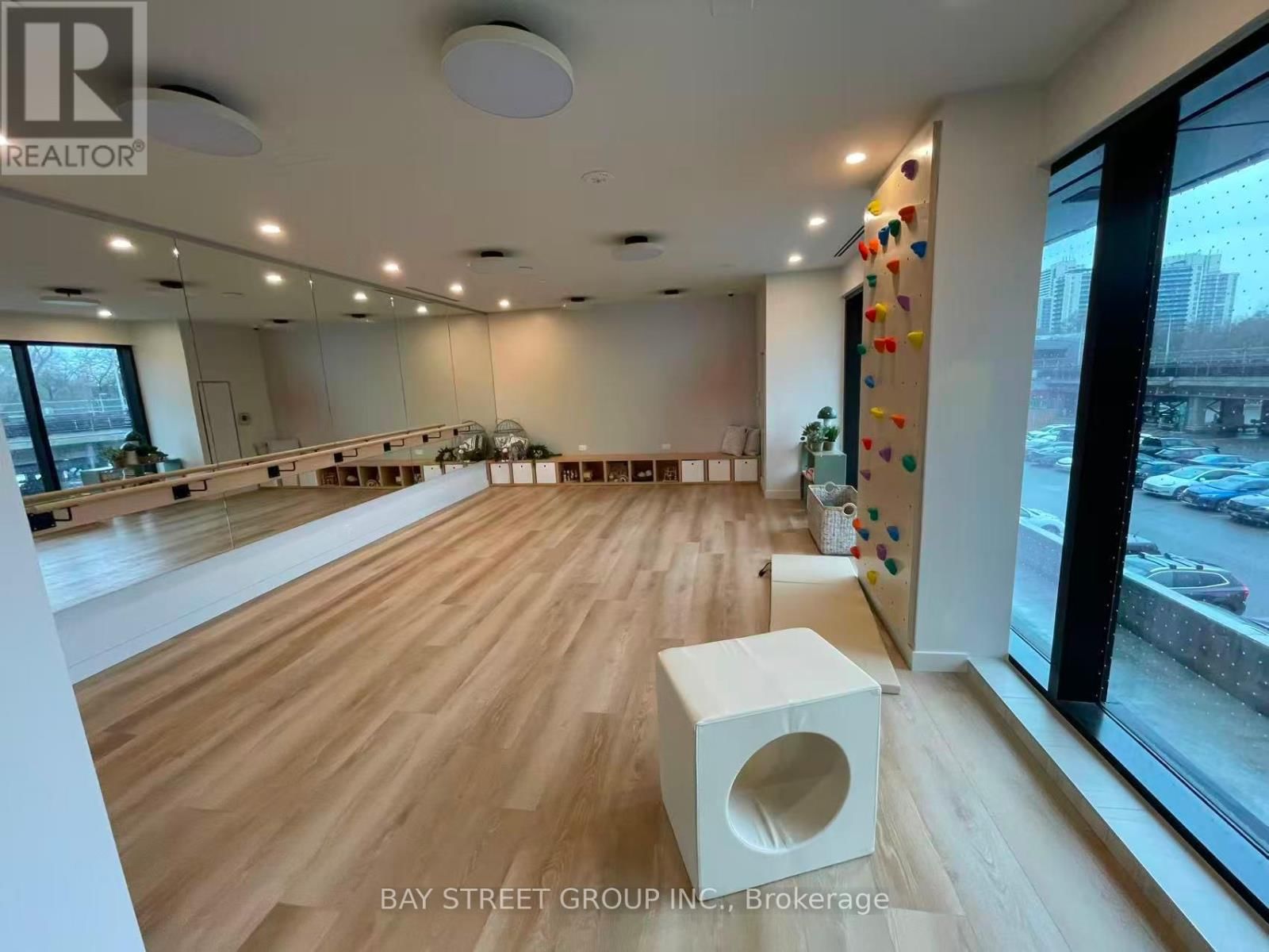 511 - 1660 BLOOR STREET WEST Image 20