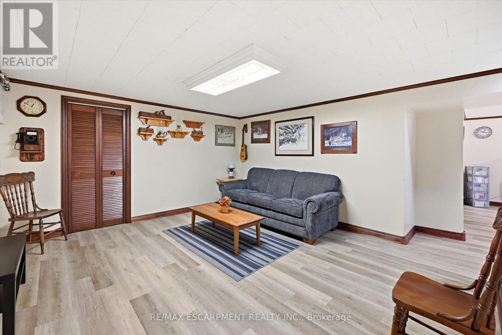 2191 MOUNT ROYAL AVENUE Image 27