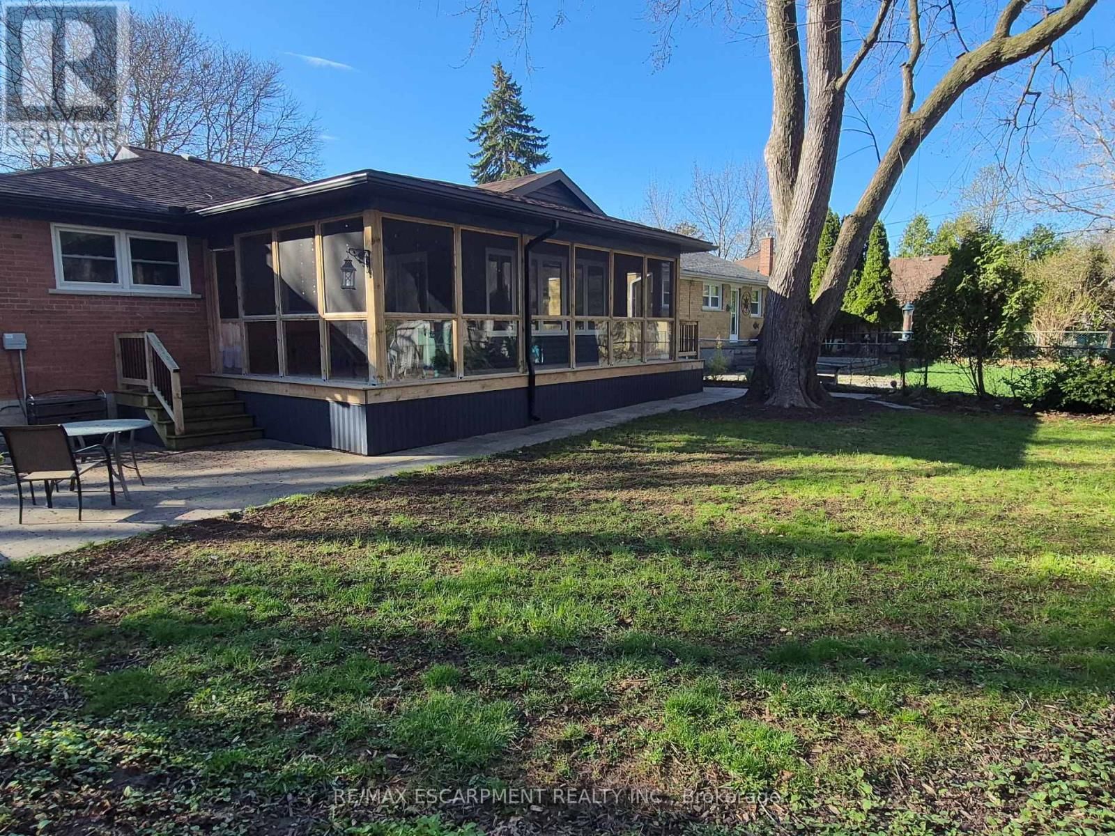 2191 MOUNT ROYAL AVENUE Image 36