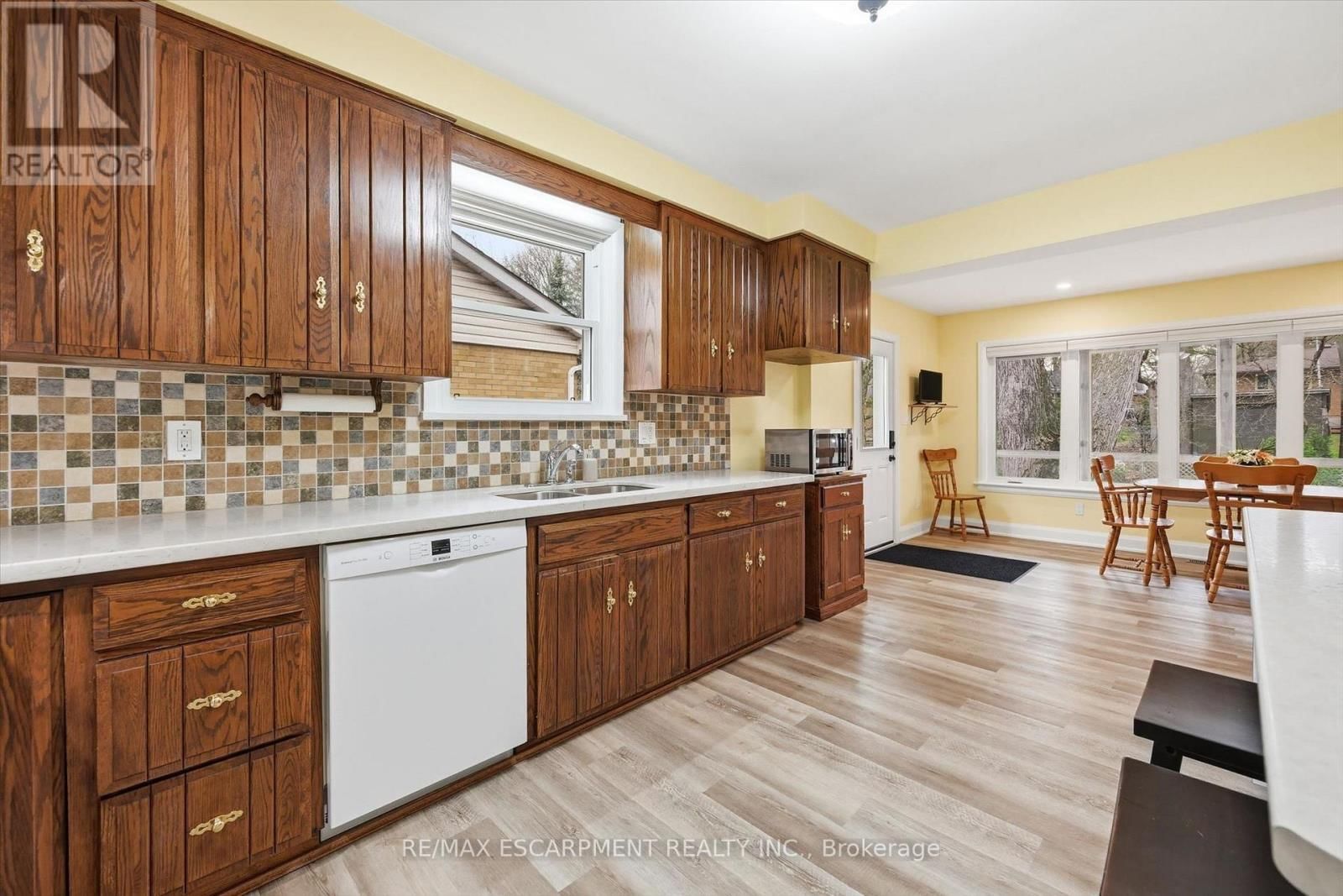 2191 MOUNT ROYAL AVENUE Image 6