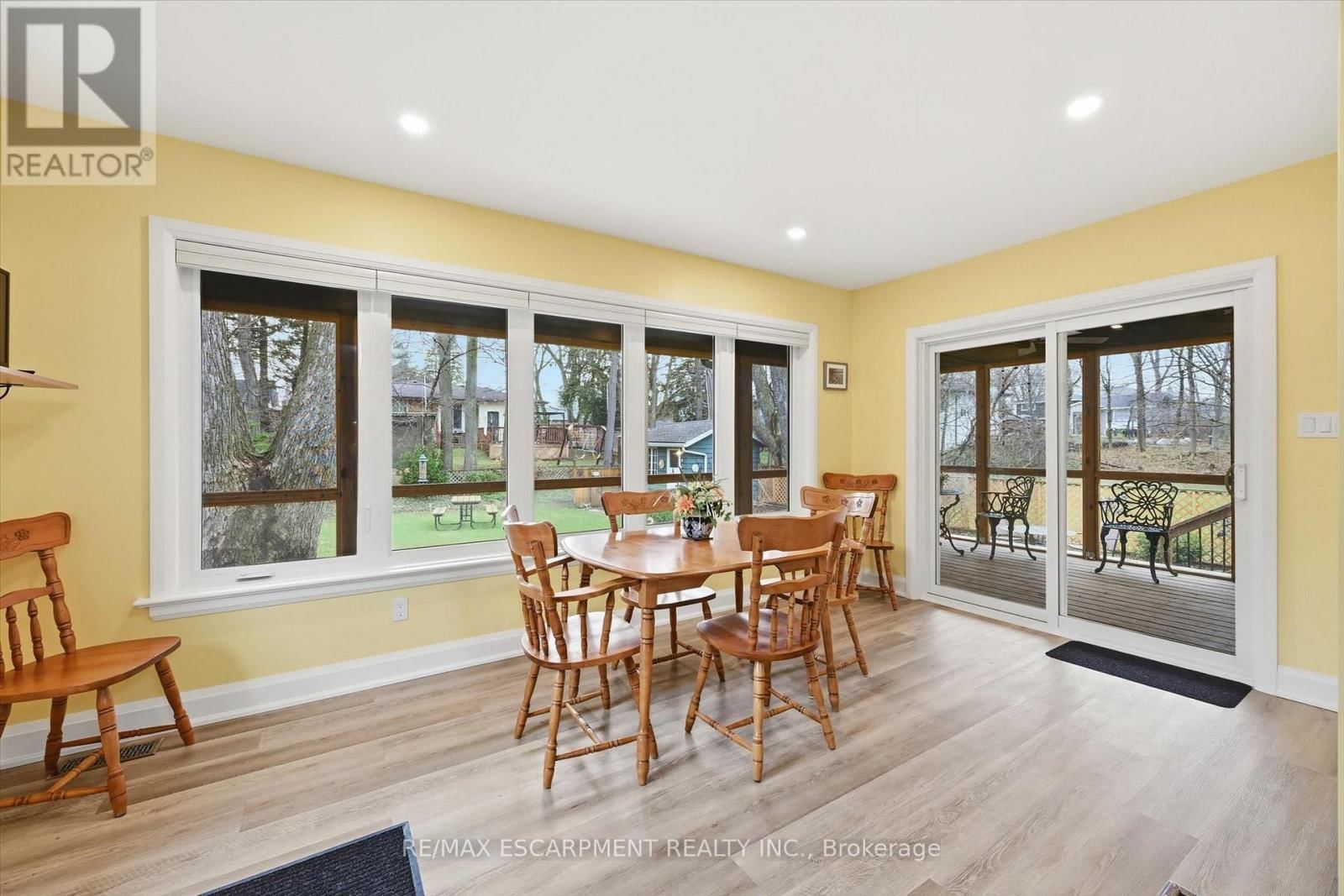 2191 MOUNT ROYAL AVENUE Image 9