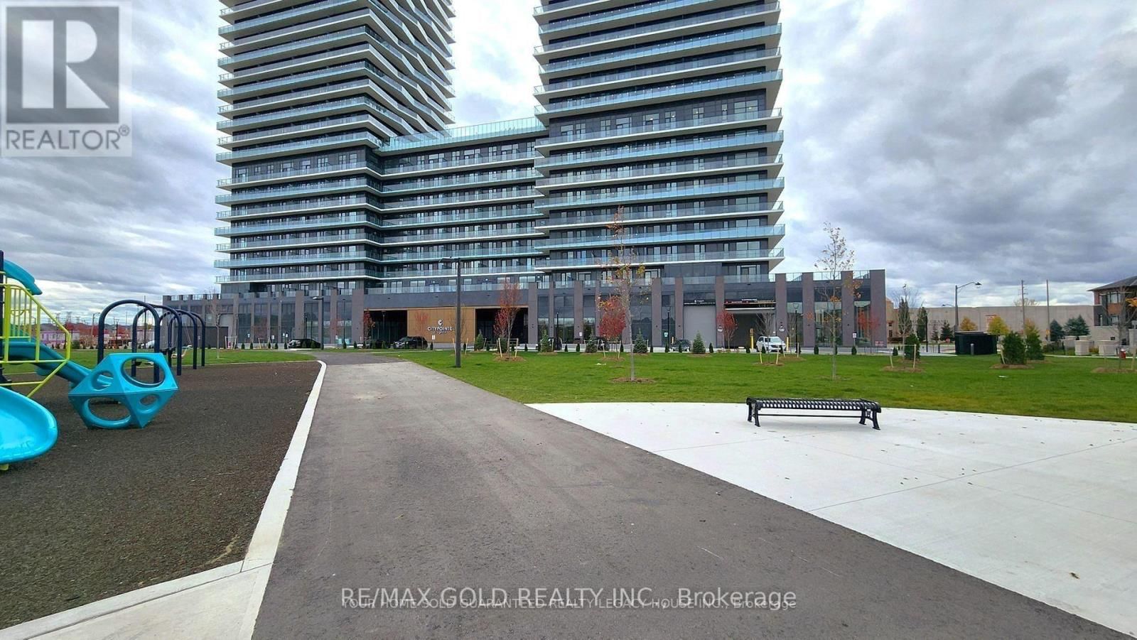 1206 - 15 SKYRIDGE DRIVE Image 12