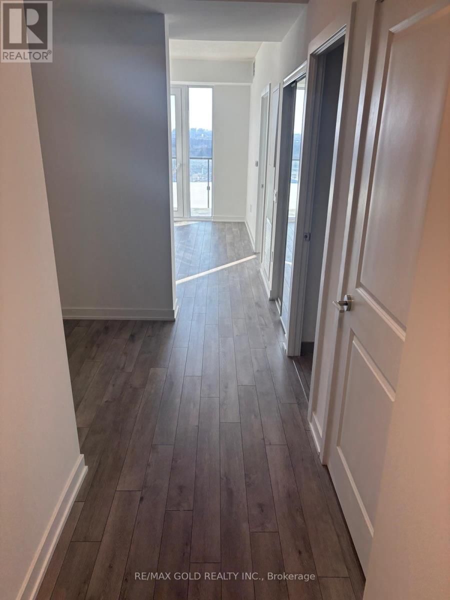 1206 - 15 SKYRIDGE DRIVE Image 16