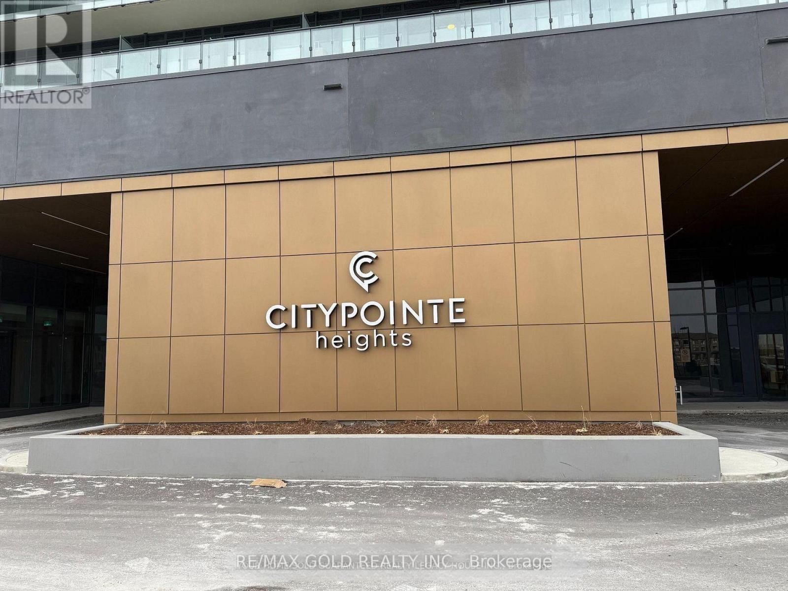 1206 - 15 SKYRIDGE DRIVE Image 5