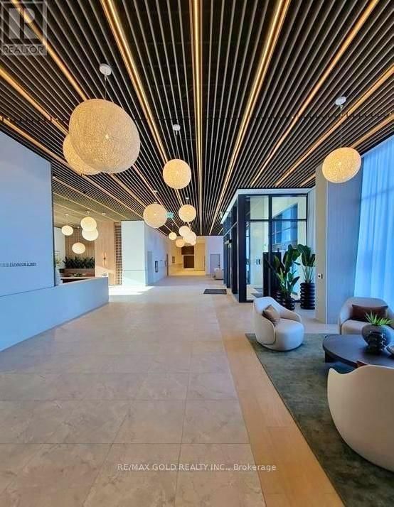 1206 - 15 SKYRIDGE DRIVE Image 7