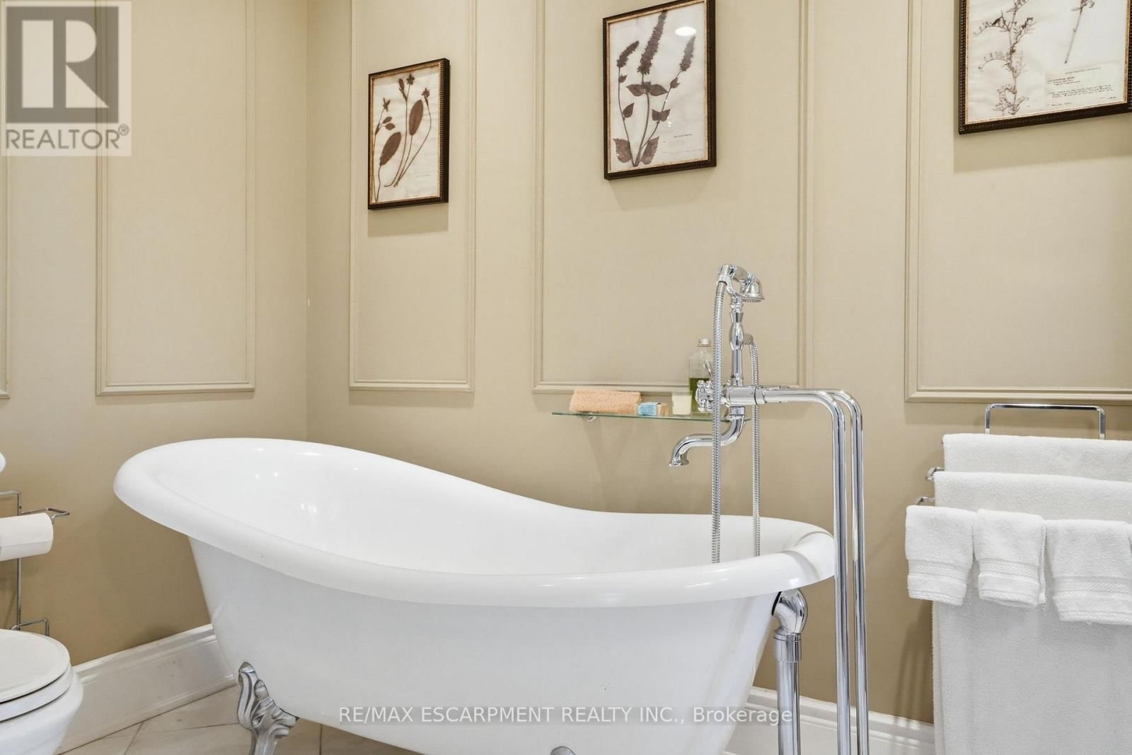 184 KING STREET Image 24