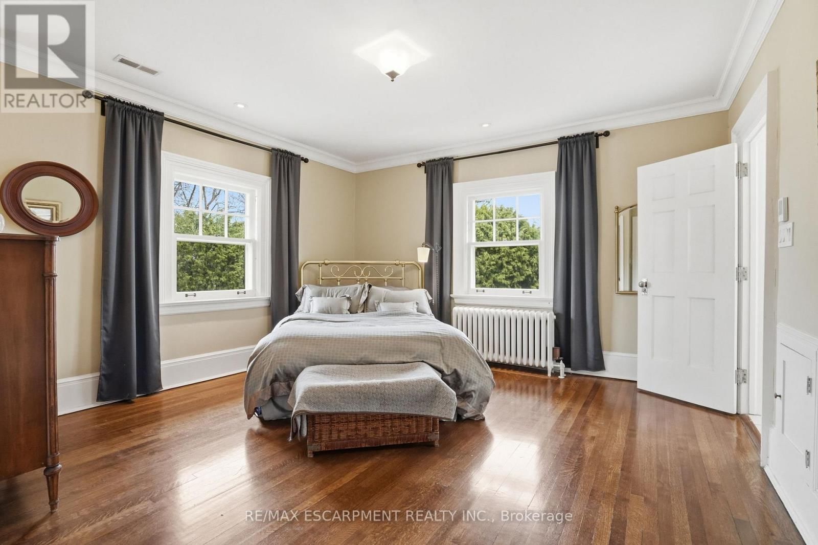 184 KING STREET Image 25