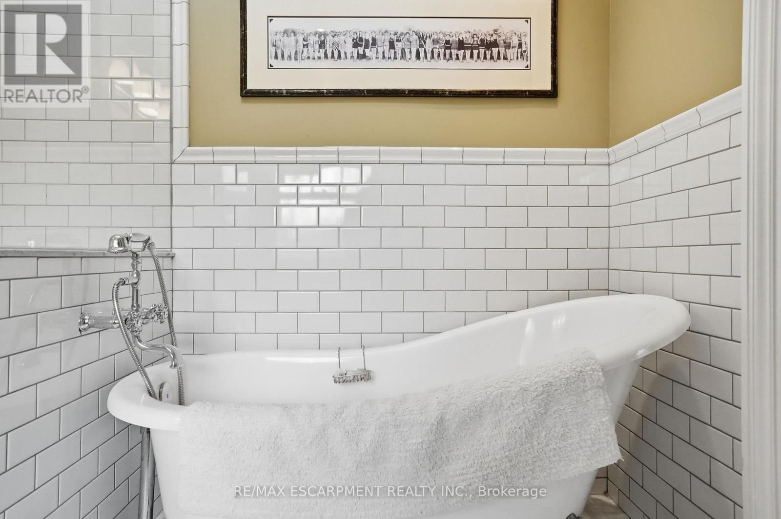 184 KING STREET Image 27