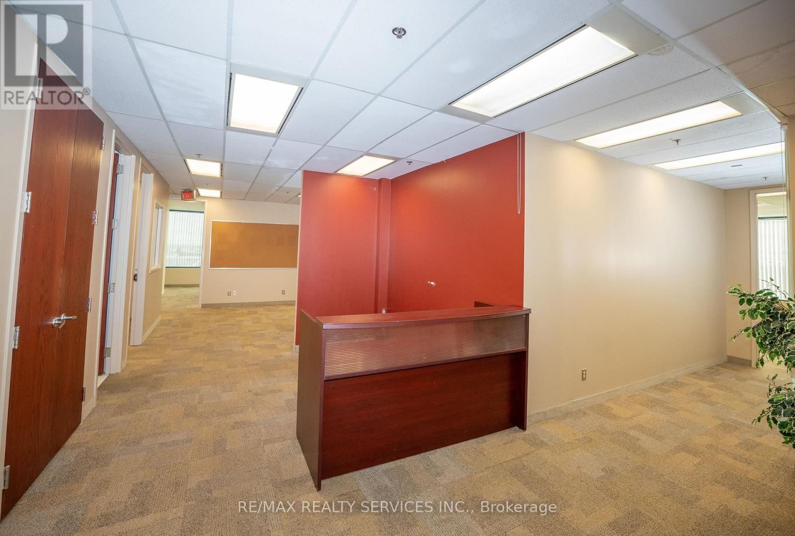 401 - 989 DERRY ROAD Image 33