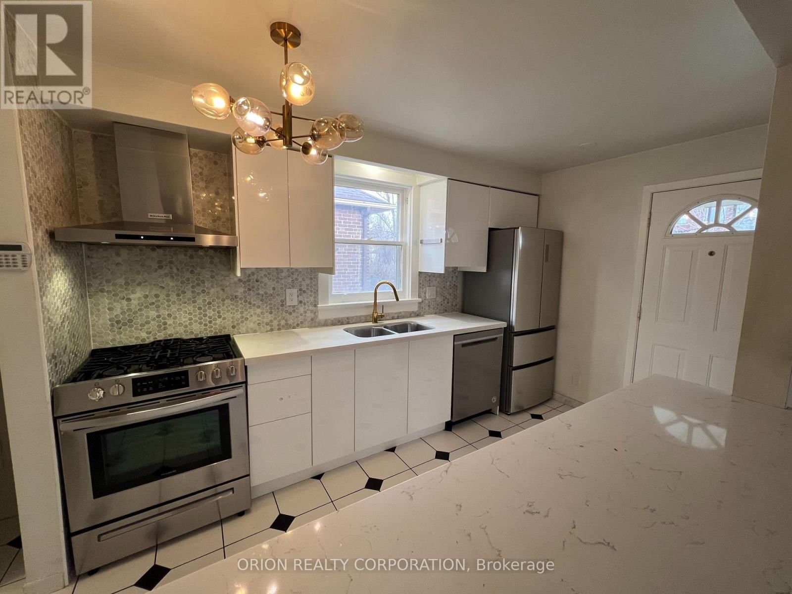 222 GLEN PARK AVENUE Image 11