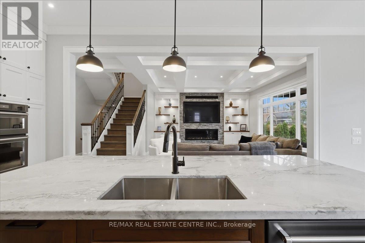 67 ROBERT STREET Image 14