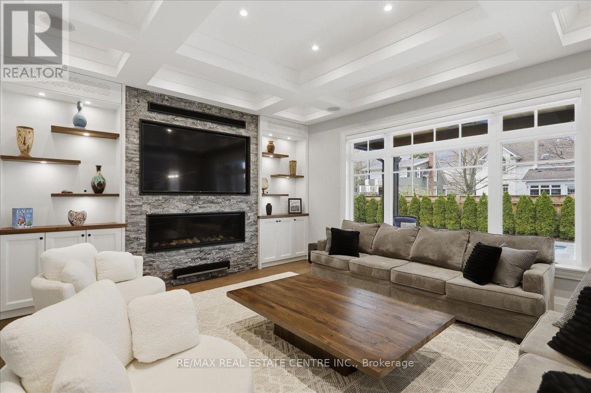 67 ROBERT STREET Image 17