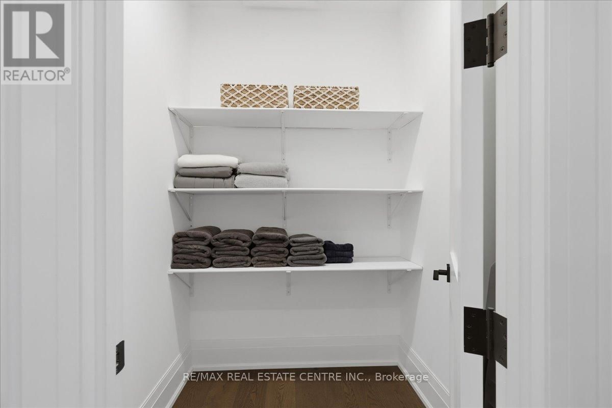 67 ROBERT STREET Image 40