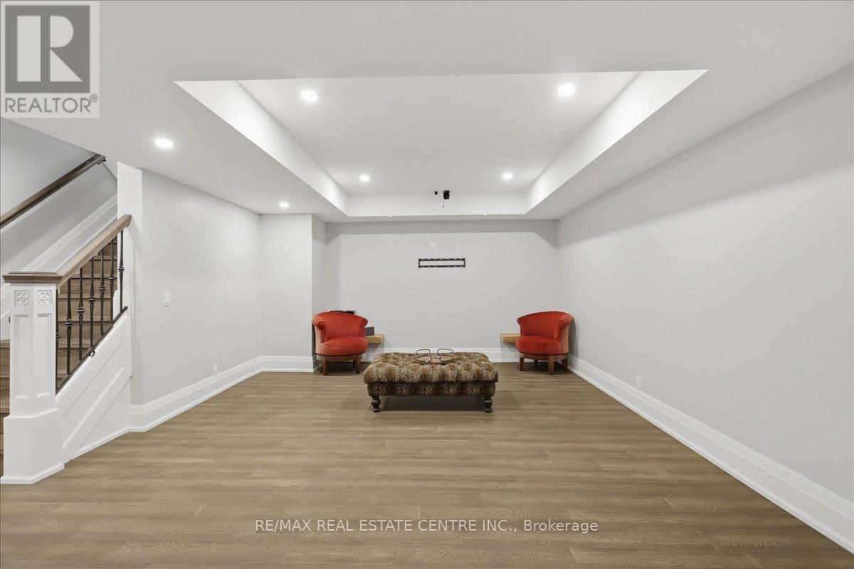 67 ROBERT STREET Image 41