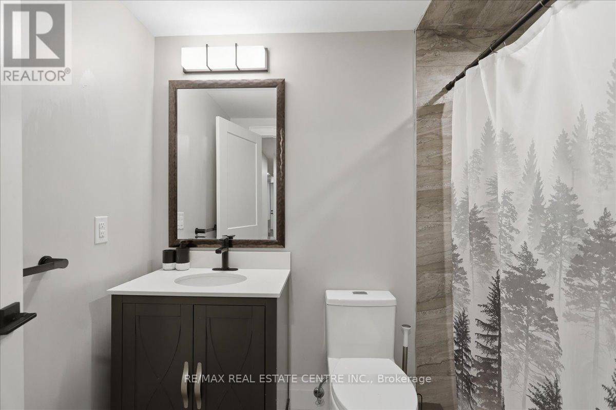 67 ROBERT STREET Image 46