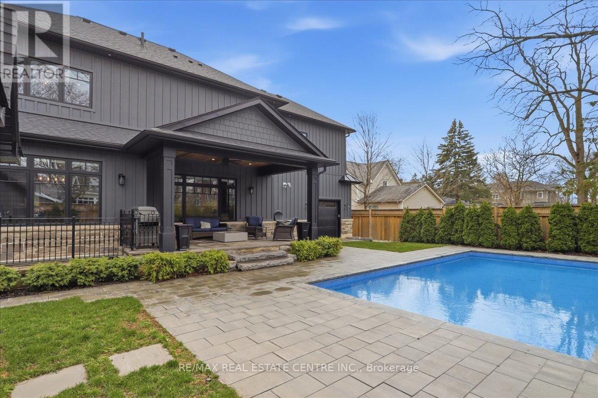 67 ROBERT STREET Image 49