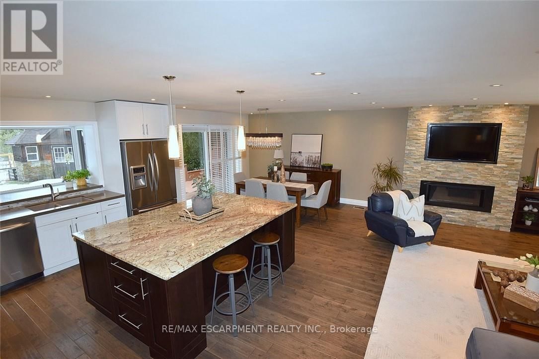 626 VANDERBURGH DRIVE Image 16