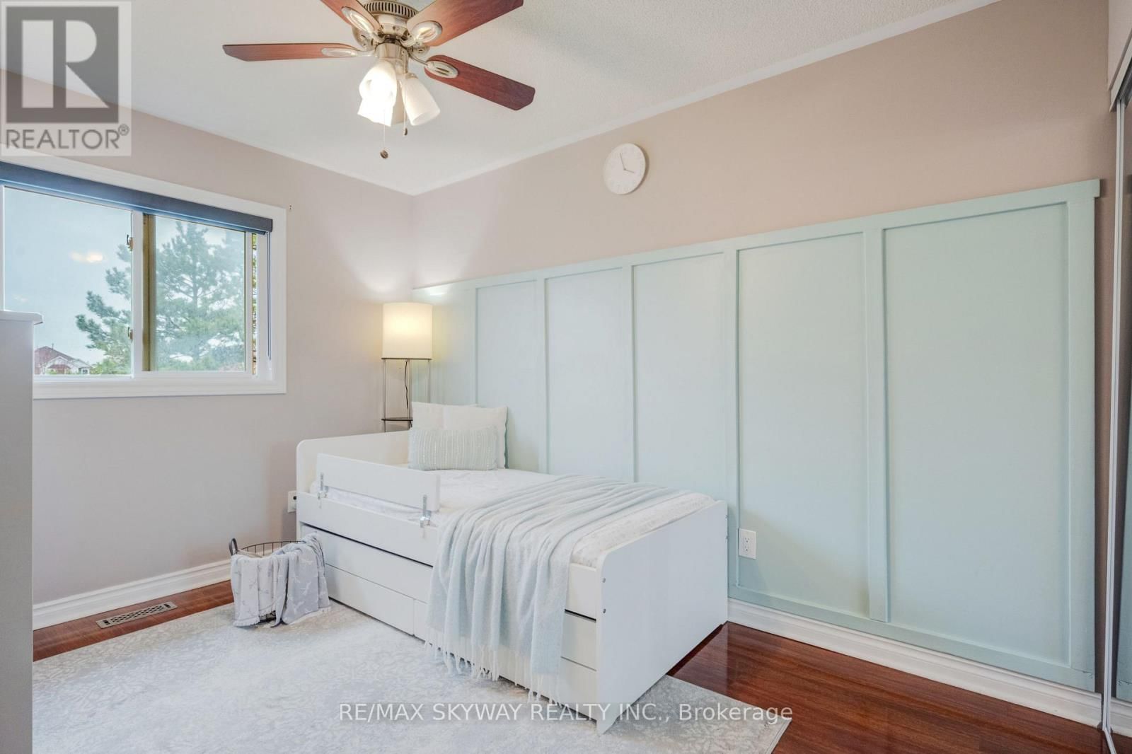 44 - 1485 TORRINGTON DRIVE Image 26