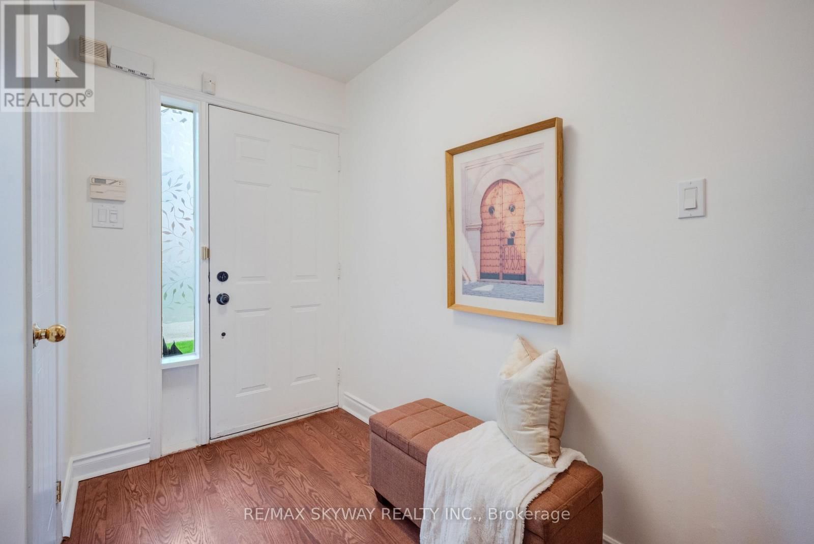 44 - 1485 TORRINGTON DRIVE Image 4