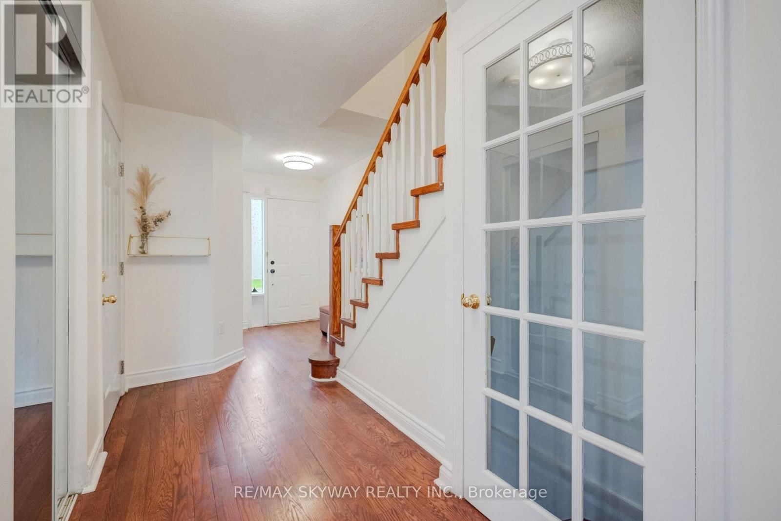 44 - 1485 TORRINGTON DRIVE Image 6