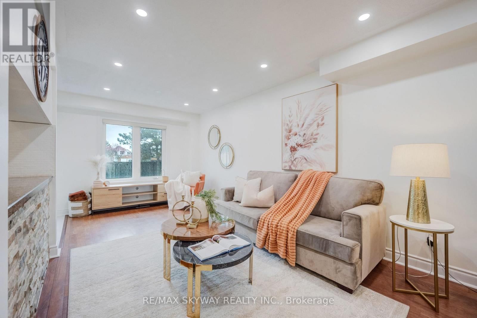 44 - 1485 TORRINGTON DRIVE Image 8