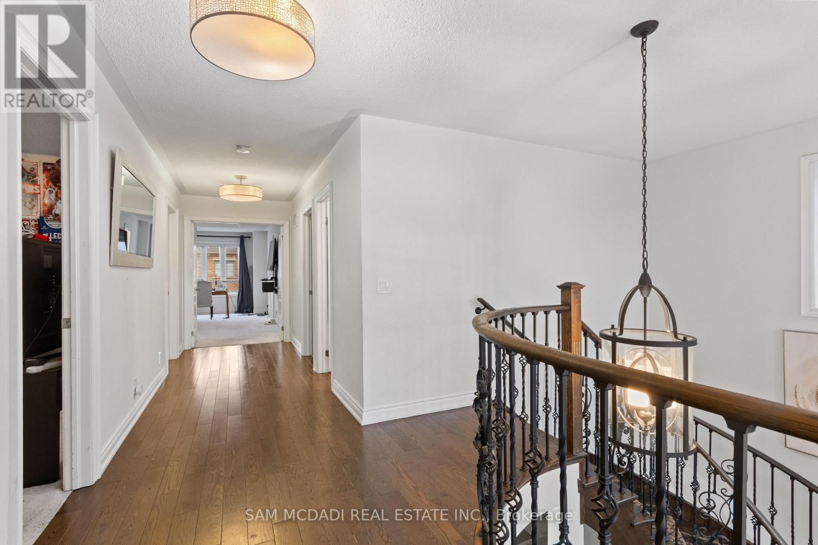 53 LORENVILLE DRIVE Image 16