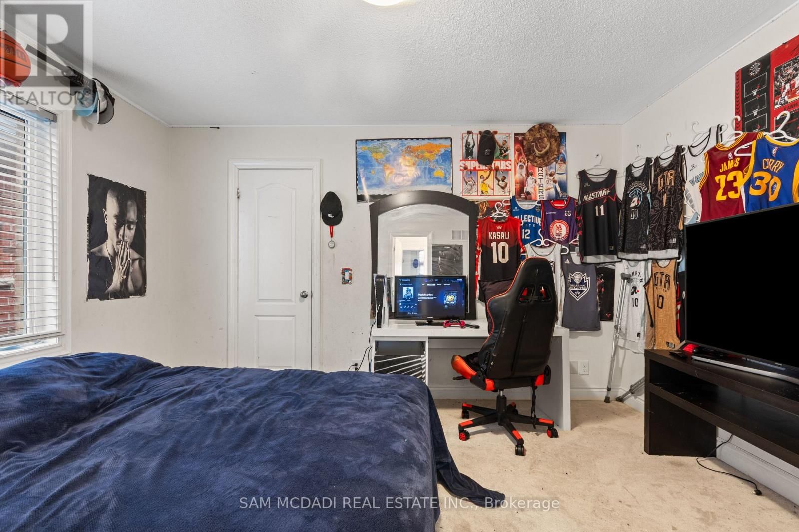 53 LORENVILLE DRIVE Image 24