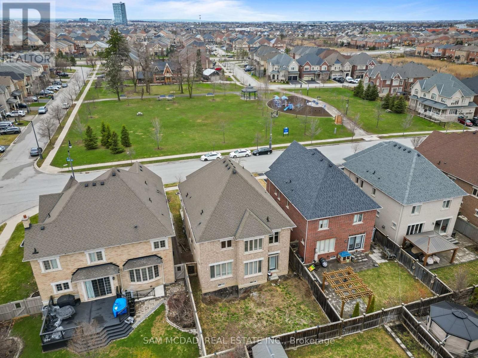 53 LORENVILLE DRIVE Image 30