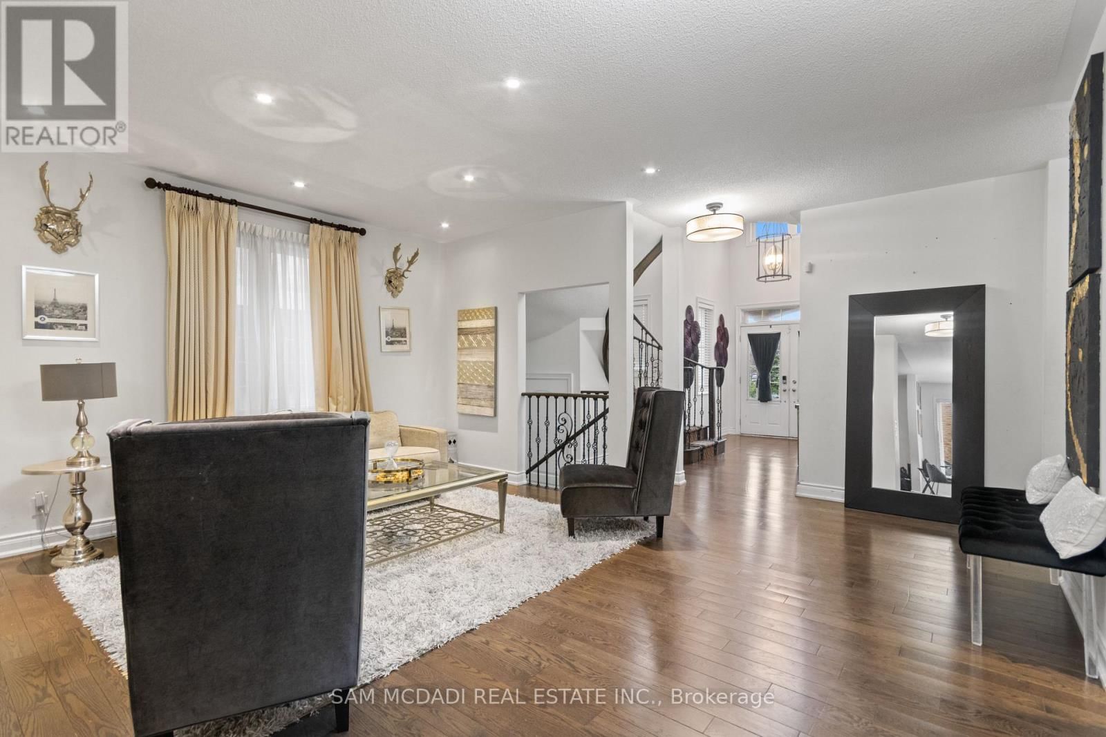 53 LORENVILLE DRIVE Image 4